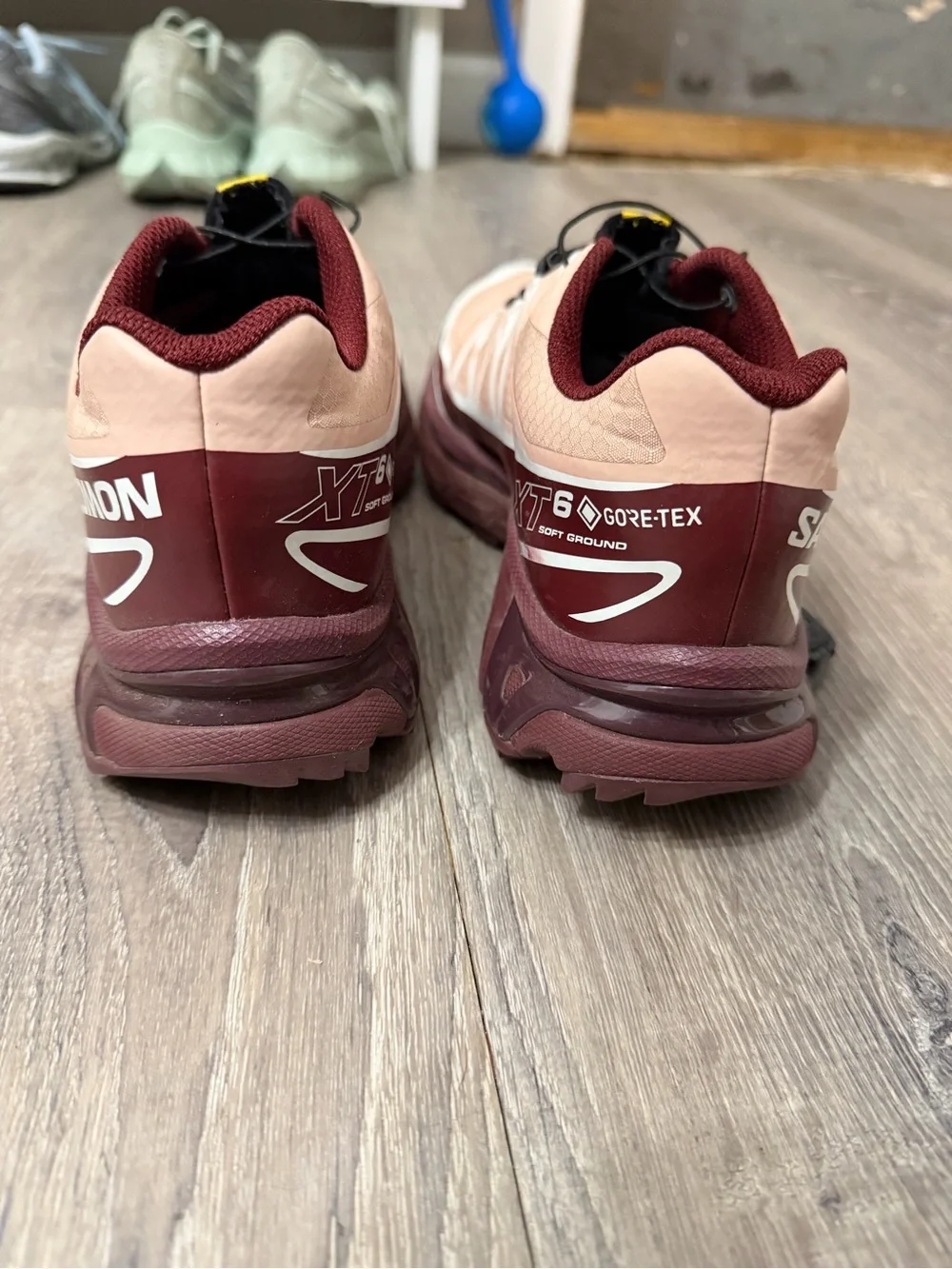Salomon XT-6 GORE-TEX Pink Burgundy Sneakers LIKE NEW